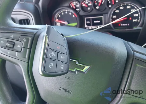 2022 Chevrolet Silverado 1500 4Wd Short Bed Custom z USA, uszkodzony, nr VIN 1GCPDBEK3NZ506563